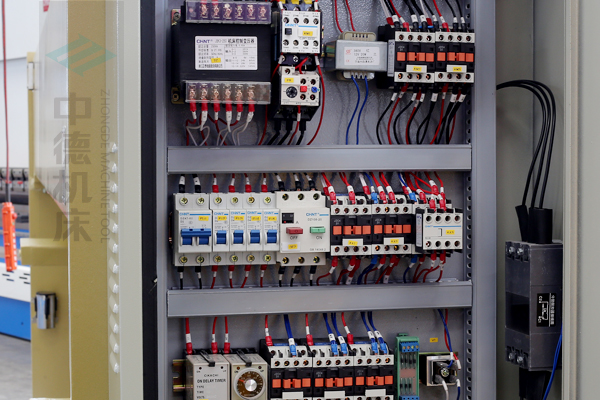 ZDG-640國產優質電氣元件,抗干擾壽命長.jpg ZDG-640國產優質電氣元件,抗干擾壽命長.jpg