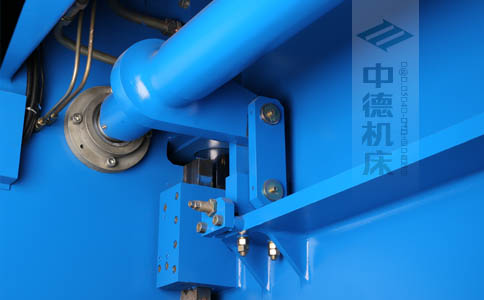 ZDPK-6325配有中德公司最新型扭軸同步裝置,強度高,能調節,專利技術.jpg ZDPK-6325配有中德公司最新型扭軸同步裝置,強度高,能調節,專利技術.jpg