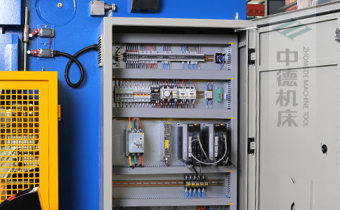 ZDPK-20032采用法國進口施耐德元氣件,穩定耐用壽命長.jpg ZDPK-20032采用法國進口施耐德元氣件,穩定耐用壽命長.jpg